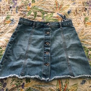 denim skirt